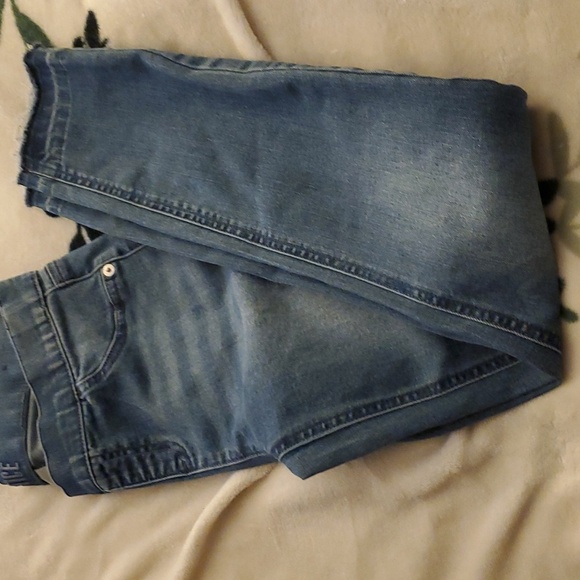 Mid RISE JEAN - Picture 8 of 9